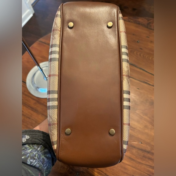 BURBERRY Handbag/Satchel in Excellent Vintage Condition! Made in Italy. - Picture 5 of 7